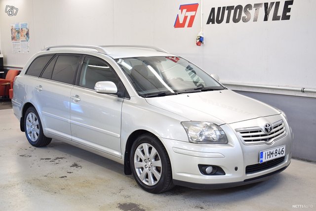 Toyota Avensis, kuva 1