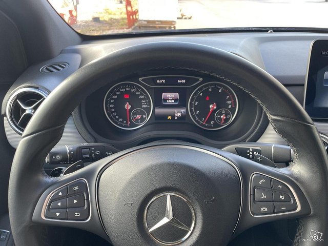Mercedes-Benz B 15
