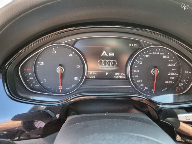 Audi A8 15