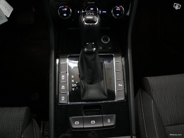 Skoda Superb 16
