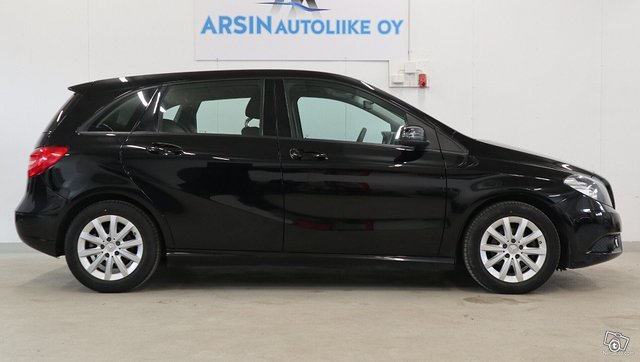 Mercedes-Benz B 4
