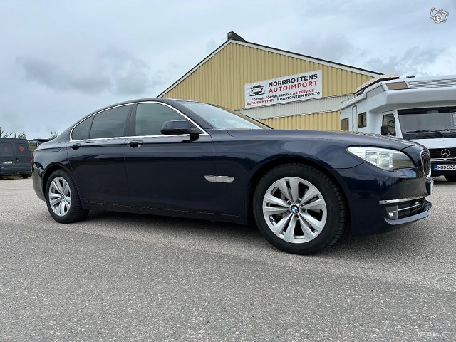 BMW 730 7