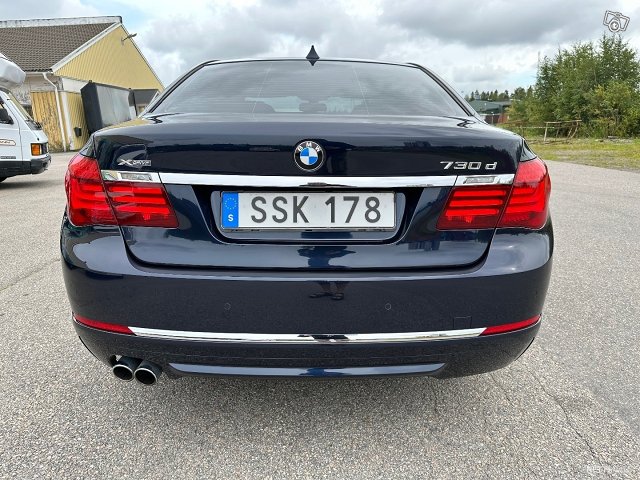 BMW 730 9