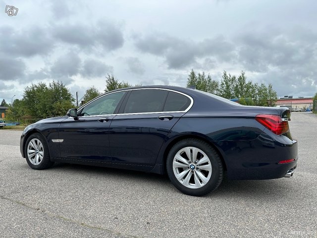 BMW 730 15
