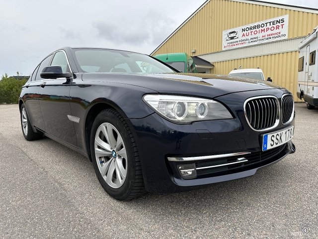 BMW 730 21