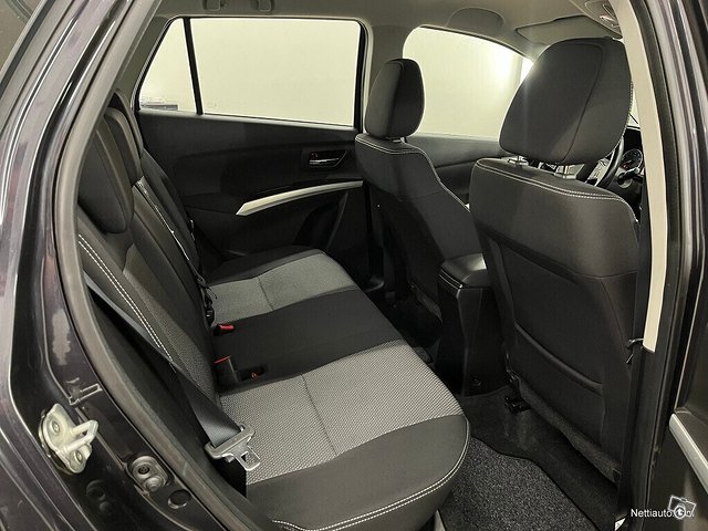 Suzuki SX4 10