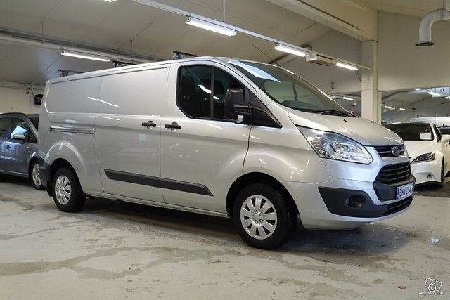 Ford Transit Custom 1