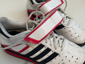 Adidas pro lifter 36 2/3, Pelit ja muut harrastukset, Vaasa, Tori.fi Adidas pro lifter 36 2/3, Pelit ja muut harrastukset, Vaasa, Tori.fi