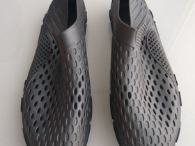 Speedo avanto / uintikenkä koko 43, Uinti ja sukellus, Urheilu ja ulkoilu, Pori, Tori.fi Speedo avanto / uintikenkä koko 43, Uinti ja sukellus, Urheilu ja ulkoilu, Pori, Tori.fi