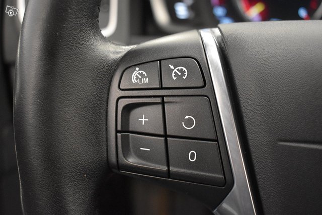 Volvo V60 18