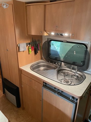 Asuntovaunu burstner Fun 495 TK, kuva 1