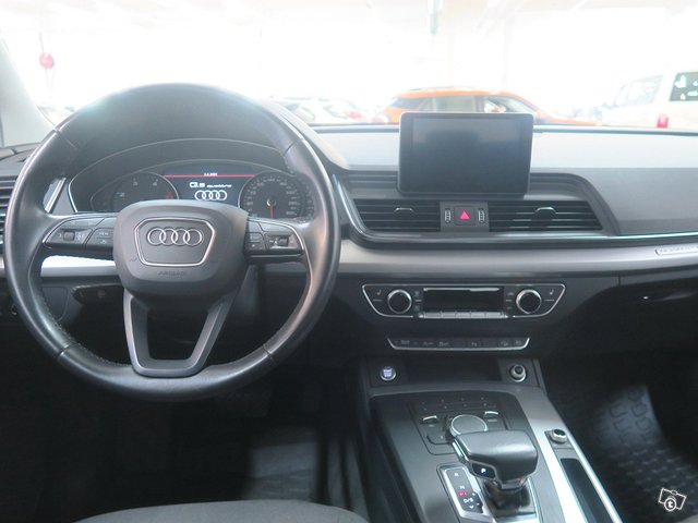 AUDI Q5 22