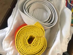 Karate asu, Kamppailulajit, Urheilu ja ulkoilu, Seinäjoki, Tori.fi Karate asu, Kamppailulajit, Urheilu ja ulkoilu, Seinäjoki, Tori.fi