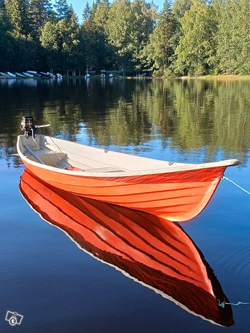 Tosi hyvä venepaketti, kuva 1