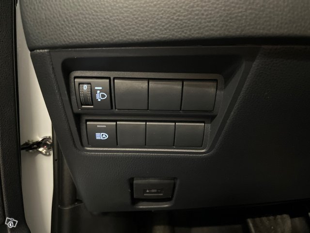 TOYOTA YARIS 22