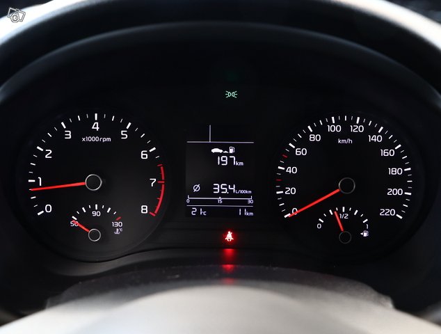 KIA Rio 8