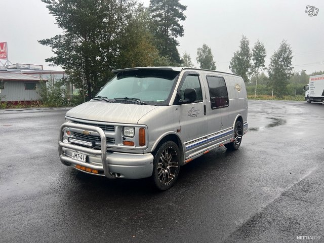 Chevrolet Starcraft