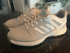 Vedenpitävät Adidas Golf EQT SL - Golfkengät (40), Golf, Urheilu ja ulkoilu, Kuopio, Tori.fi Vedenpitävät Adidas Golf EQT SL - Golfkengät (40), Golf, Urheilu ja ulkoilu, Kuopio, Tori.fi