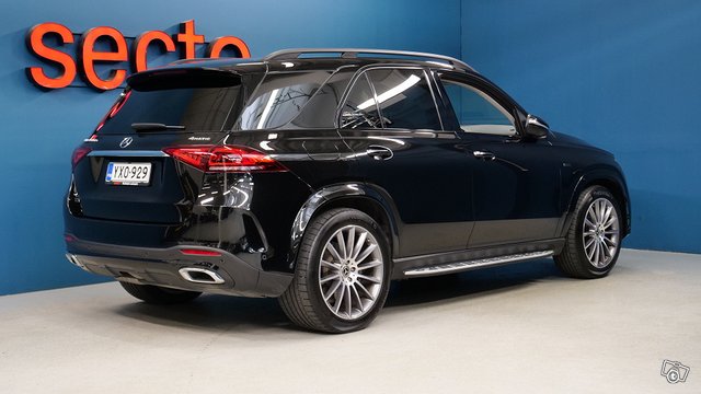 Mercedes-Benz GLE 2