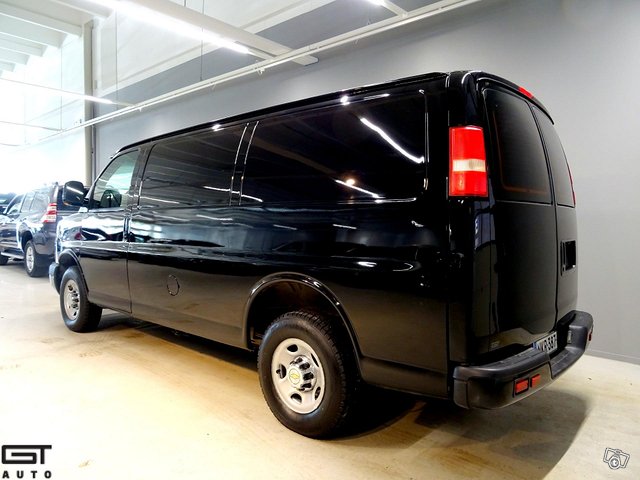 Chevrolet Chevy Van 3
