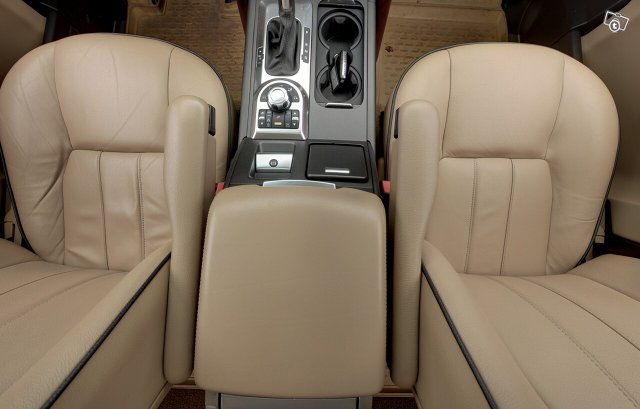 LAND ROVER RANGE ROVER 11