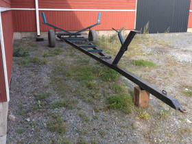 Traktorivetoinen traileri, Veneen varusteet ja varaosat, Venetarvikkeet ja veneily, Naantali, Tori.fi Traktorivetoinen traileri, Veneen varusteet ja varaosat, Venetarvikkeet ja veneily, Naantali, Tori.fi