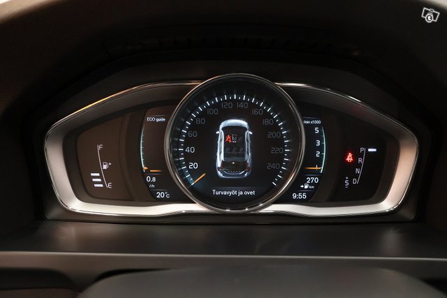 Volvo V60 16