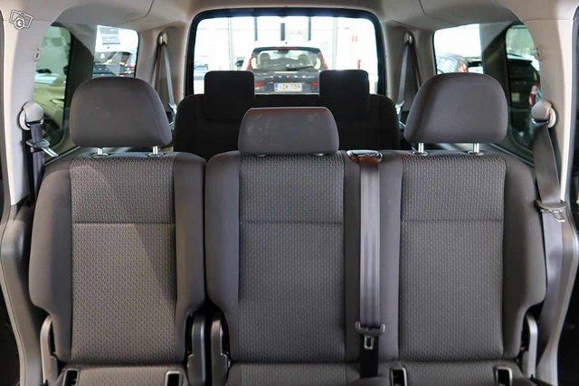 VOLKSWAGEN Caddy Maxi 15