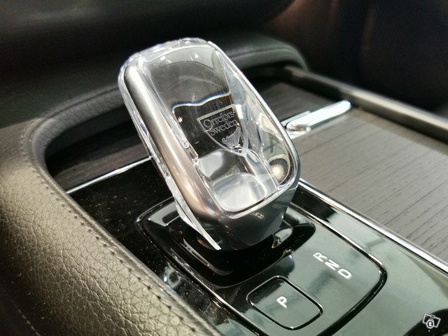 VOLVO XC90 16