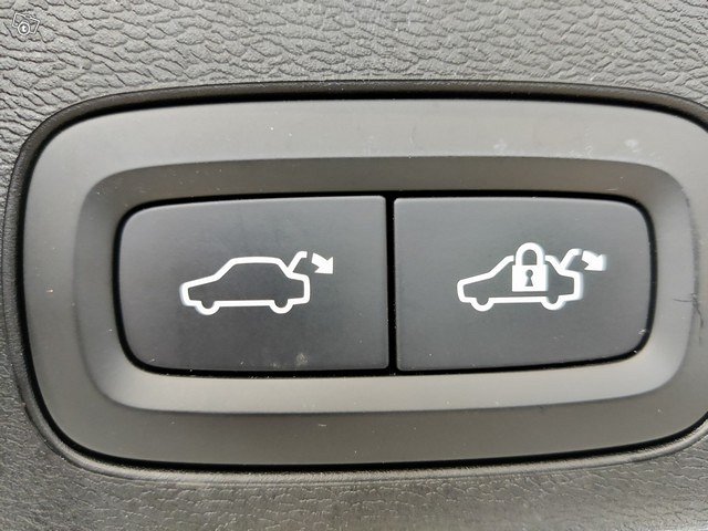 VOLVO XC60 17