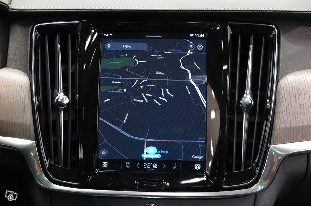 VOLVO V90 22