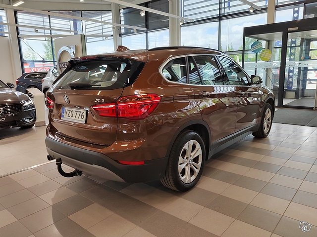 BMW X1 3
