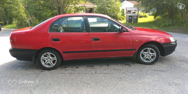 Toyota Carina, kuva 1