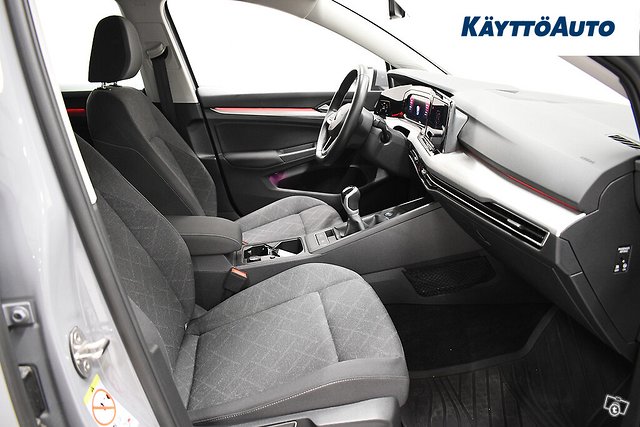 VOLKSWAGEN Golf 16