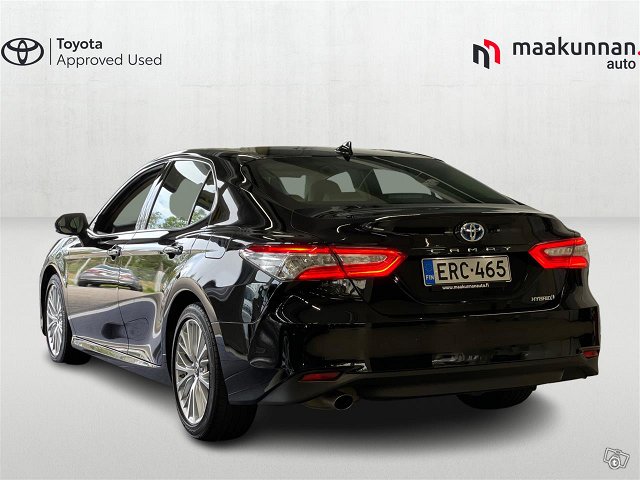 TOYOTA CAMRY 3