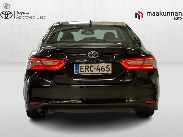 TOYOTA CAMRY 4