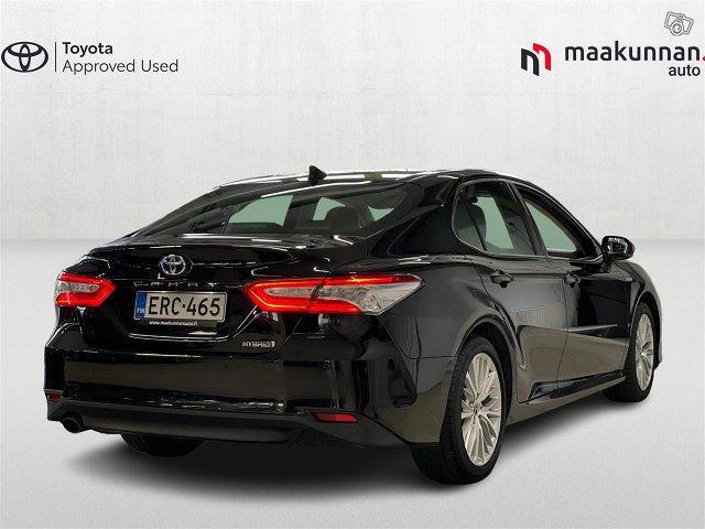 TOYOTA CAMRY 5