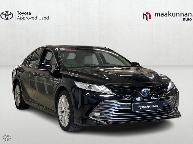 TOYOTA CAMRY 7