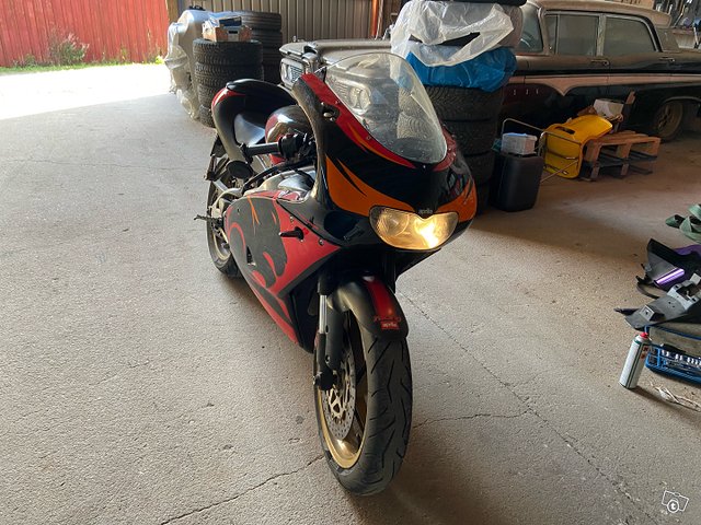 Aprilia rs 125 2004, kuva 1