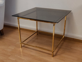 Tyylikäs Moderni Vintage Messinki Sivupöytä, Pöydät ja tuolit, Sisustus ja huonekalut, Turku, Tori.fi Tyylikäs Moderni Vintage Messinki Sivupöytä, Pöydät ja tuolit, Sisustus ja huonekalut, Turku, Tori.fi