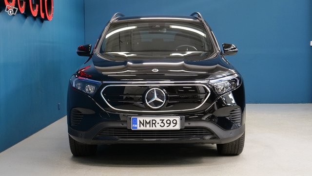 Mercedes-Benz EQB 3