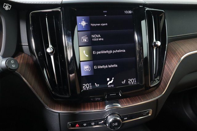 Volvo XC60 14