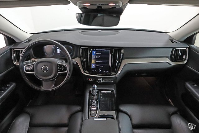 Volvo V60 7