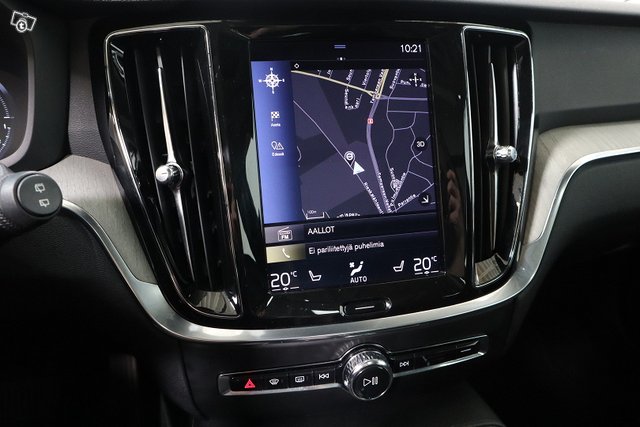 Volvo V60 17