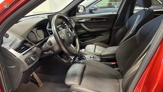 BMW X1 8