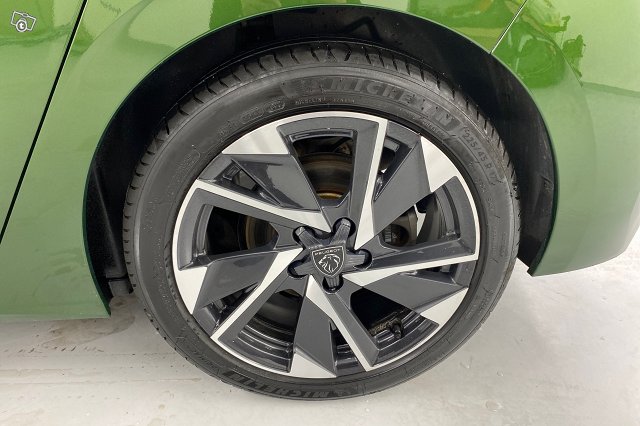Peugeot 308 6