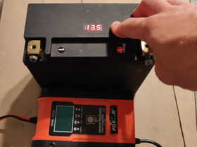 12v 20ah Lifepo4 akku ja laturi, Moottoripyörän varaosat ja tarvikkeet, Mototarvikkeet ja varaosat, Kouvola, Tori.fi 12v 20ah Lifepo4 akku ja laturi, Moottoripyörän varaosat ja tarvikkeet, Mototarvikkeet ja varaosat, Kouvola, Tori.fi