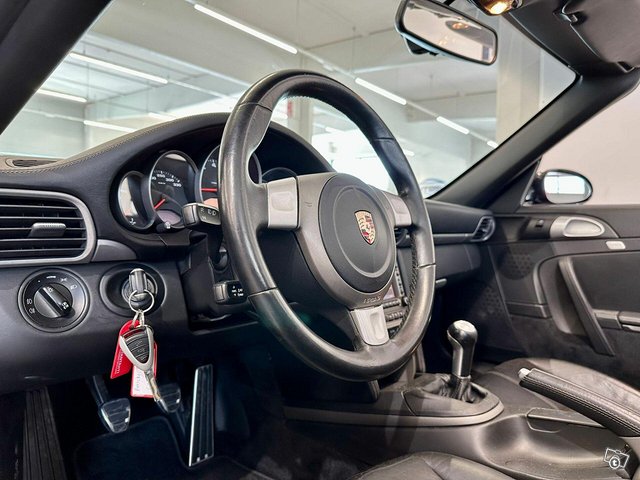 Porsche 911 12