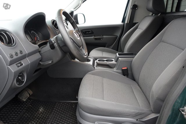 Volkswagen Amarok 8