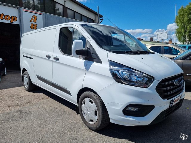 Ford Transit Custom 9